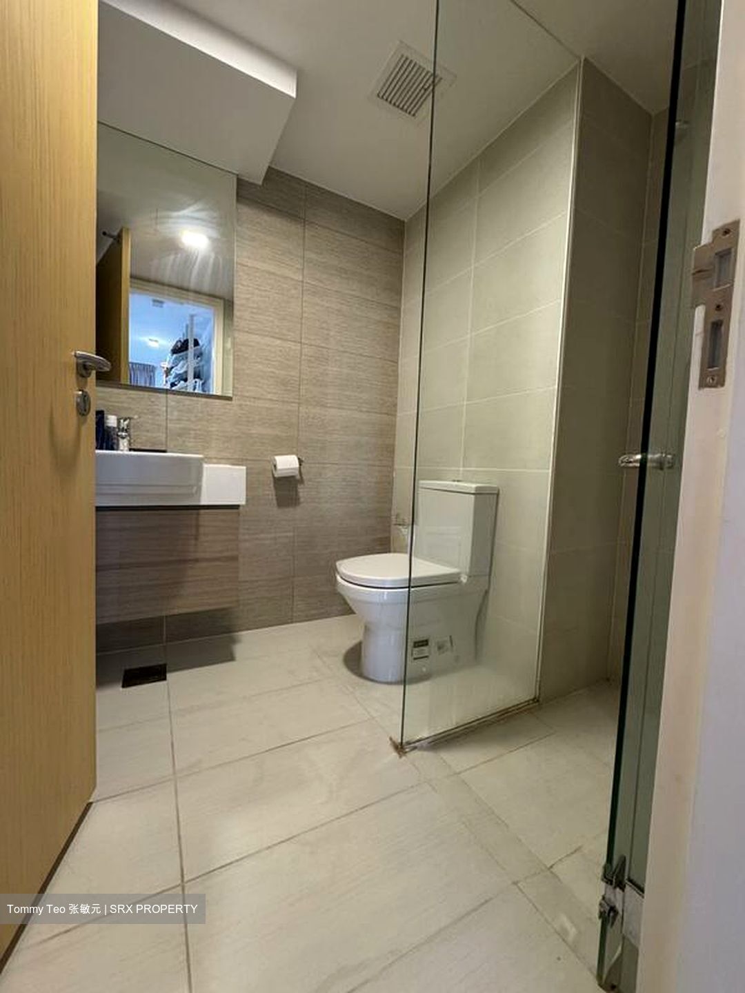 The Lakefront Residences (D22), Condominium #507588871